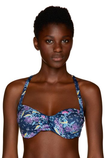 Women C cup swim top with underwire
