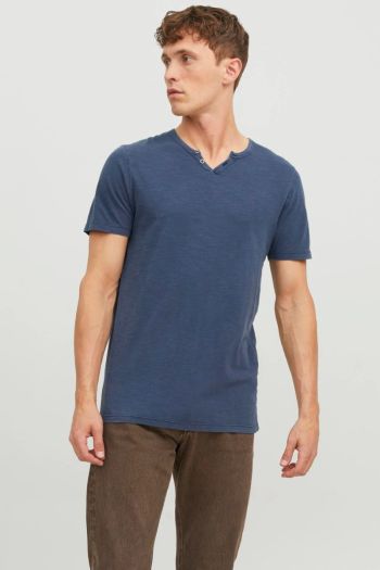 Men's melange t-shirt with slit neckline