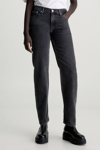 Women's low-waisted jeans
