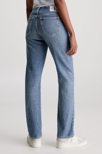 Women's low-waisted jeans