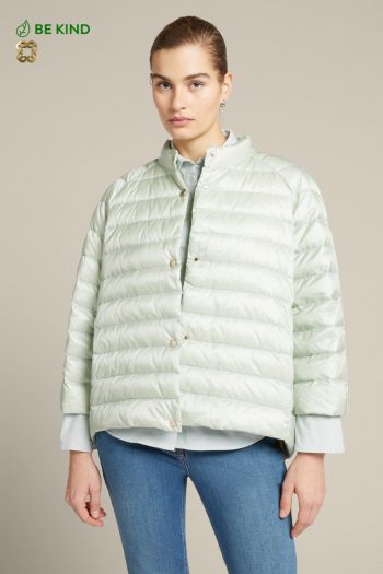 Women's short quilted down jacket